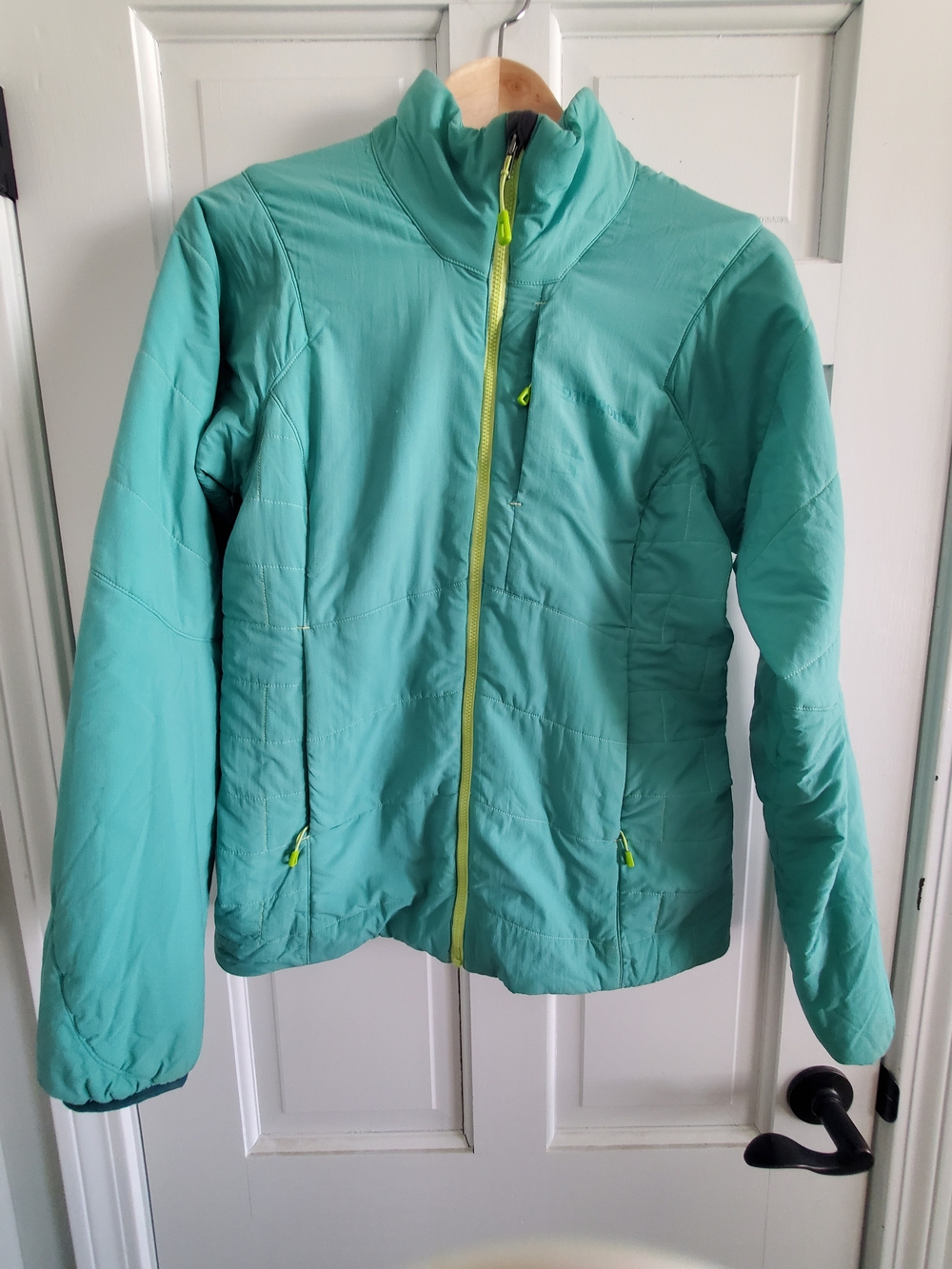 Patagonia Aqua Stone Lightweight Insulated Nano Air Puffer Jacket